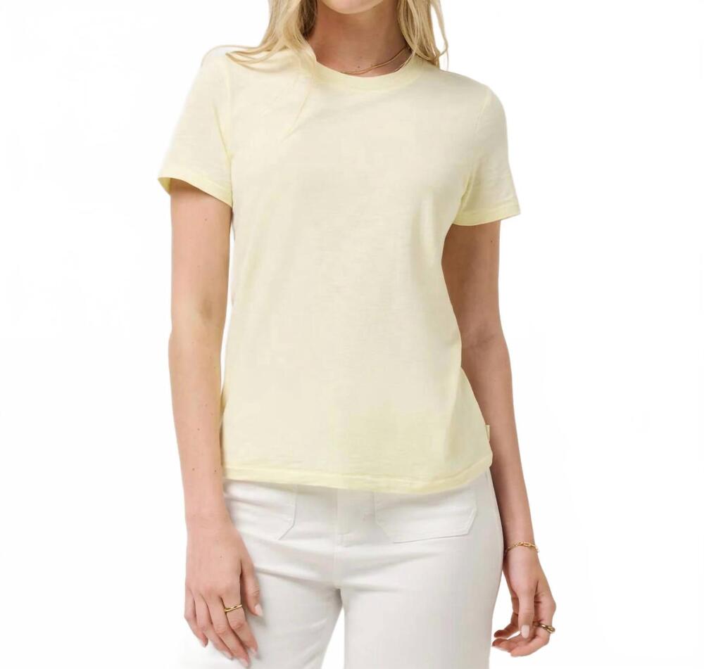 NEW TRAVIS MATTHEW cloud tee in morning ray